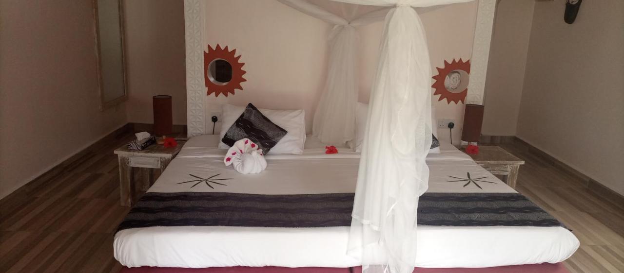 Eleven Pearl Boutique Hotel & Spa Diani Beach Kültér fotó