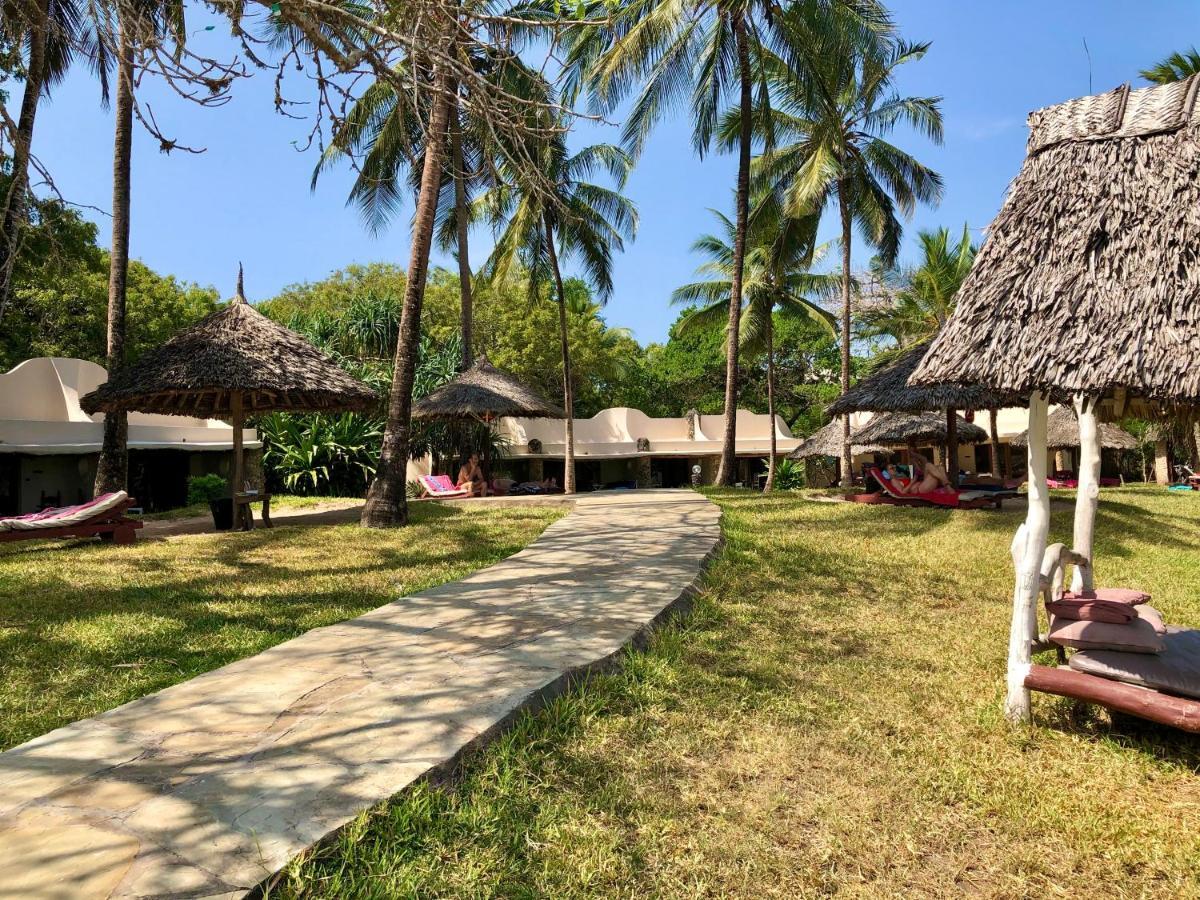 Eleven Pearl Boutique Hotel & Spa Diani Beach Kültér fotó
