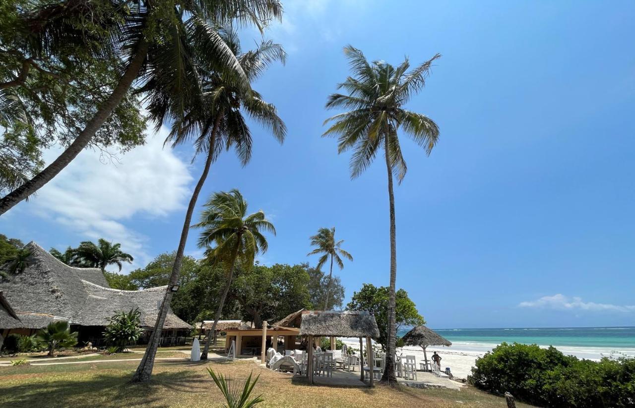 Eleven Pearl Boutique Hotel & Spa Diani Beach Kültér fotó