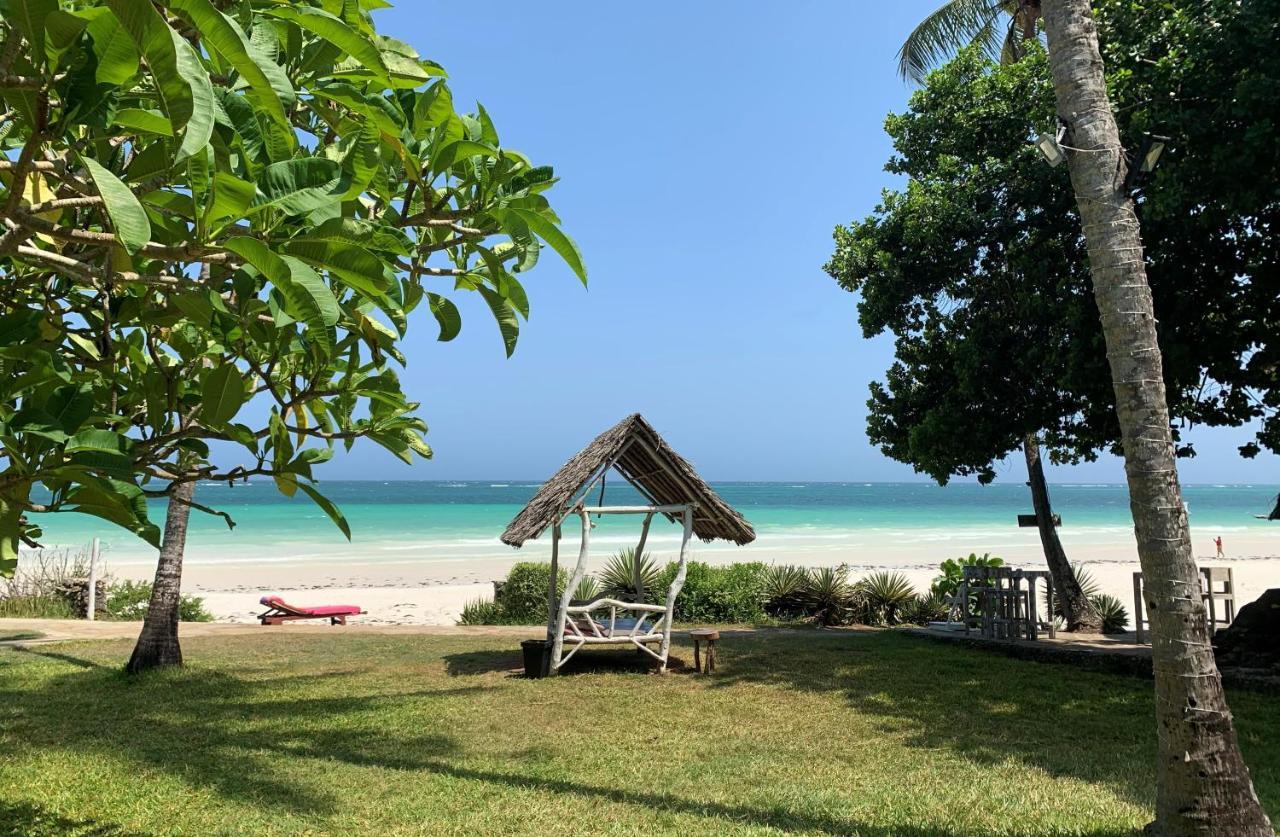 Eleven Pearl Boutique Hotel & Spa Diani Beach Kültér fotó