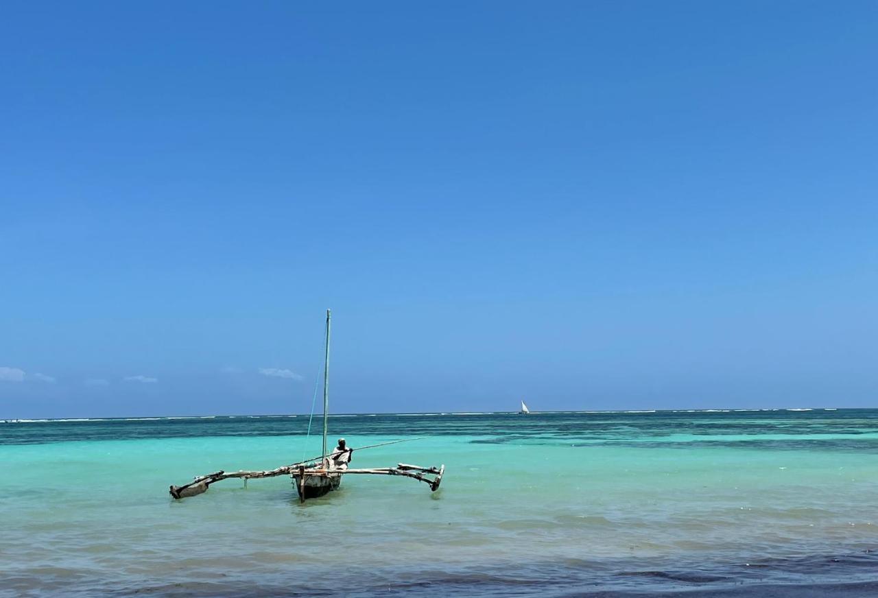 Eleven Pearl Boutique Hotel & Spa Diani Beach Kültér fotó