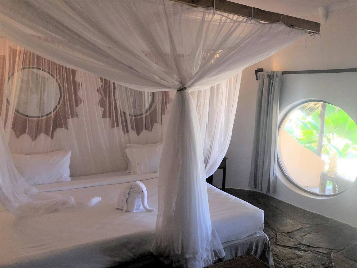 Eleven Pearl Boutique Hotel & Spa Diani Beach Kültér fotó